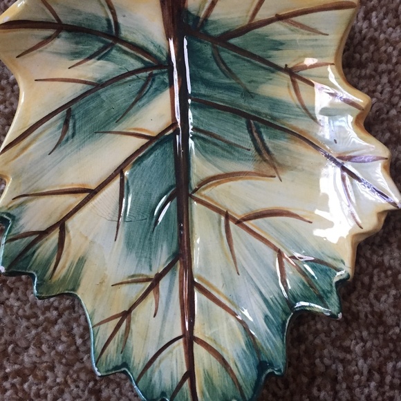 Collectible WCL Hand Painted Ceramic Leaf … - Picture 2 of 7